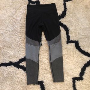 Athleta black and gray leggings
